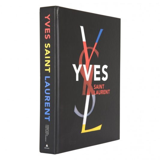 luxetafelboeken.nl - Yves Saint Laurent - catwalk book